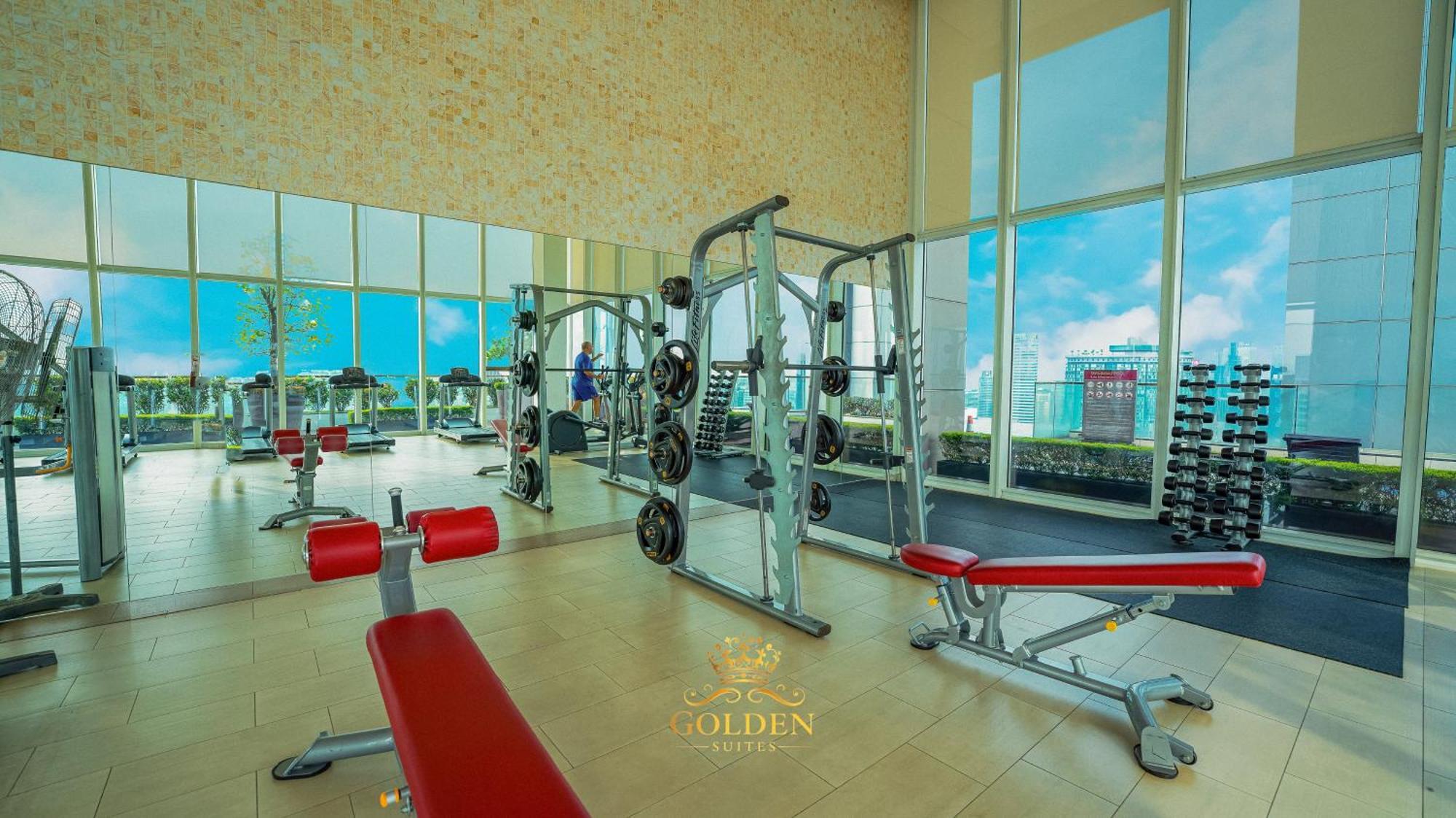 Golden Suites At Platinum Klcc Kuala Lumpur Eksteriør billede